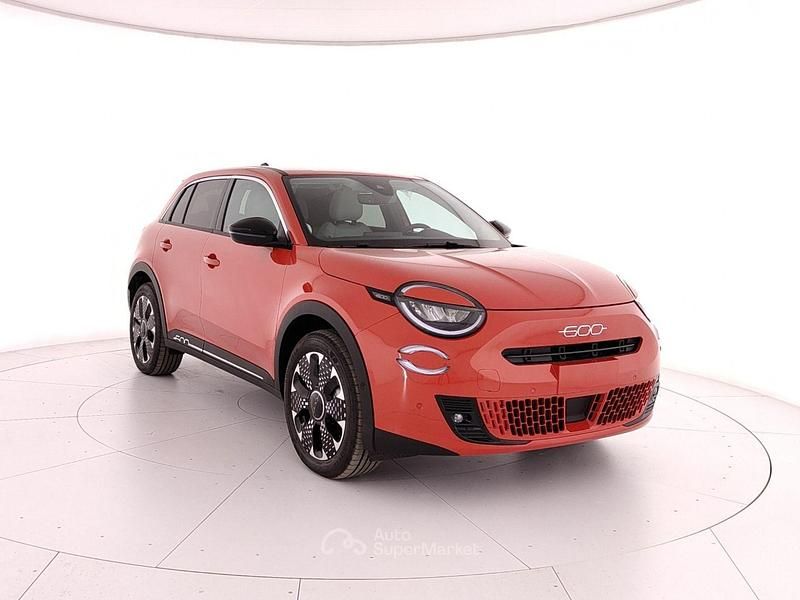 Nuova Fiat 600 La Prima 61 kW (84 CV) 2026 SUV