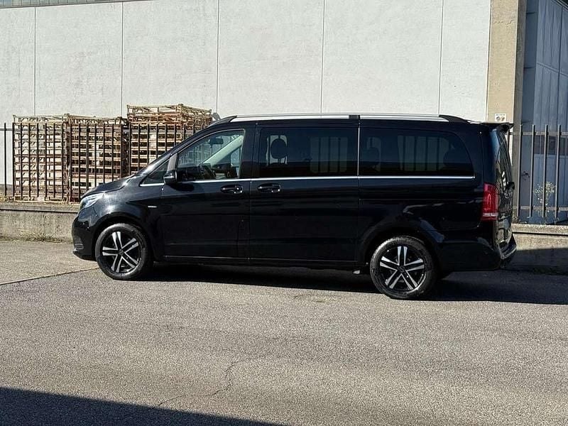 Usata Mercedes V250 Premium 190 CV (139 kW) 2018 Nero Monovolume