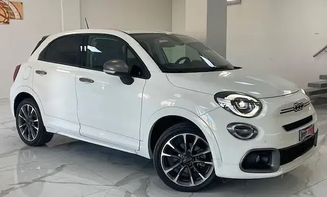 Usata Fiat 130 Sport 130 CV (95 kW) 2024 Bianco SUV