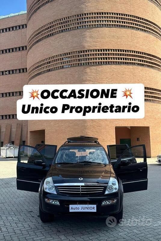 Nero Usata 2007 Ssangyong Rexton II SUV | 2999 € - Immagine 1/4