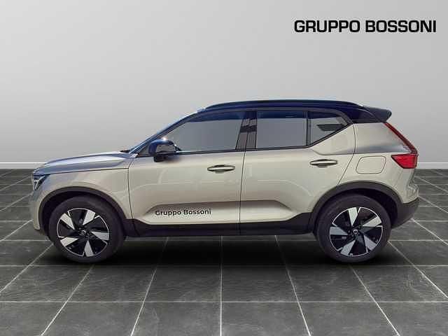 Usata Volvo XC40 Plus 220 kW (300 CV) 2024 Grigio SUV