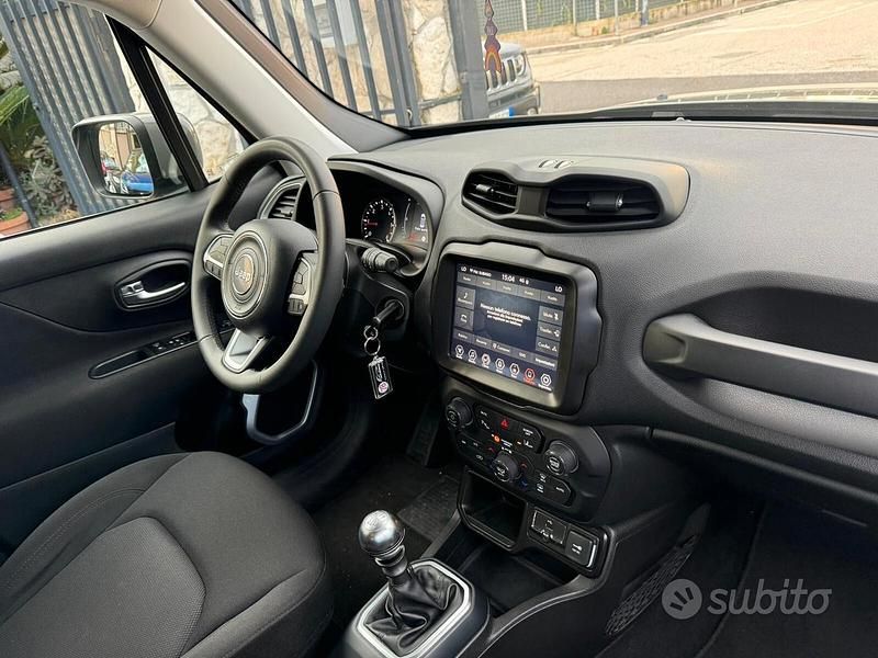 Usata Jeep Renegade Longitude 131 CV (96 kW) 2021 Grigio SUV