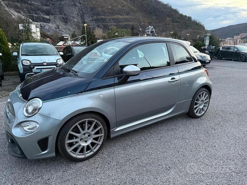 Other Usata 2019 Abarth 695 Due volumi | 25.100 € (Buon prezzo) - Immagine 1/4