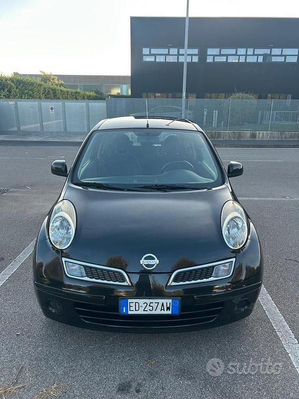 Usata Nissan Micra 80 CV (58 kW) 2010 Nero Utilitaria