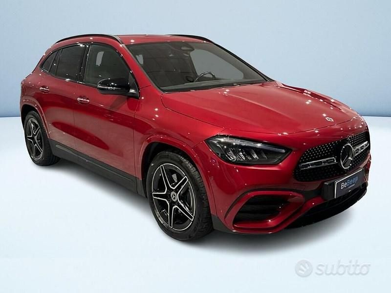 Usata Mercedes GLA200 Advanced Plus 163 CV (119 kW) 2023 Rosso SUV