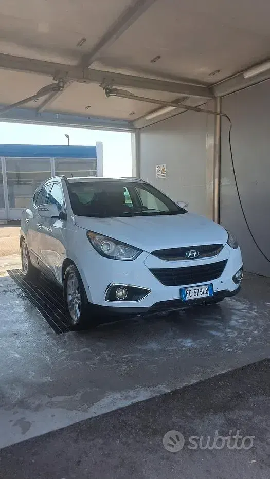 Usata Hyundai ix35 136 CV (100 kW) 2011 Bianco SUV