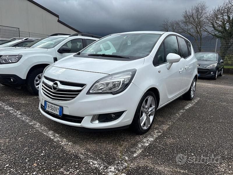 Usata Opel Meriva 119 CV (87 kW) 2017 Bianco Monovolume