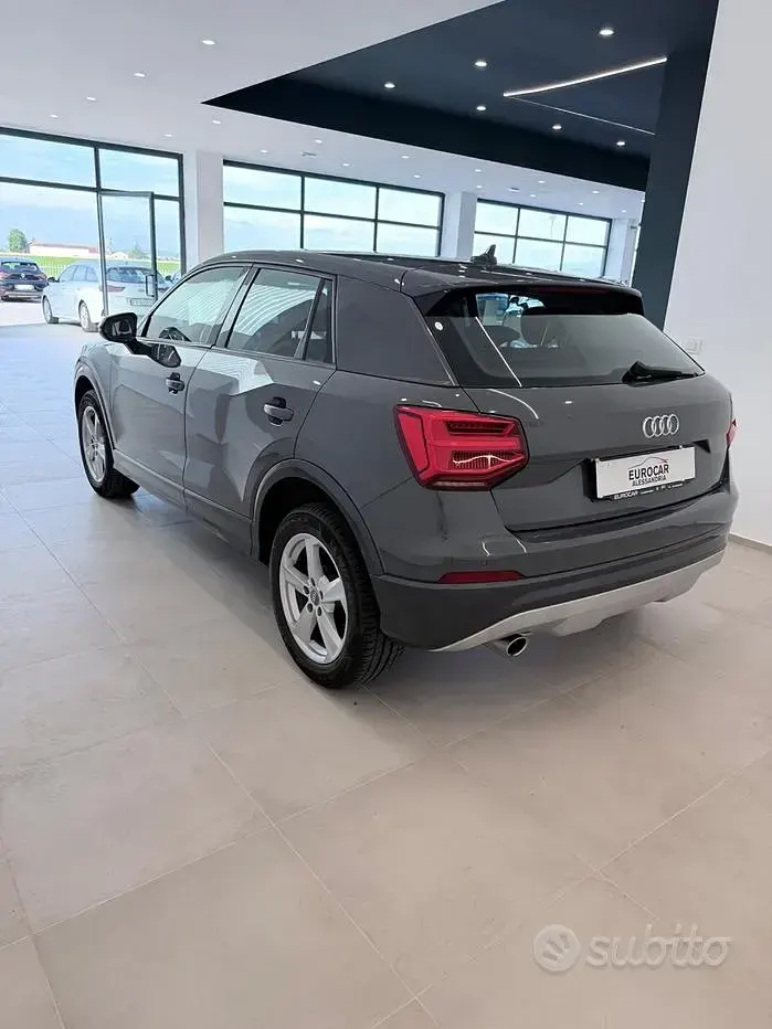Usata Audi Q2 Admired 116 CV (85 kW) 2020 Grigio SUV