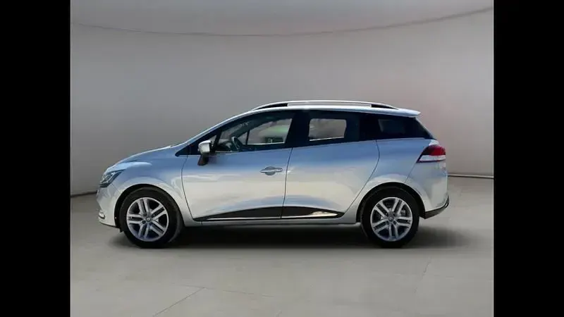 Usata Renault Clio GrandTour 90 CV (66 kW) 2017 Grigio Station wagon