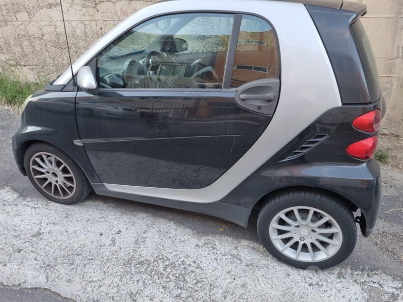 Usata 2008 Smart ForTwo Coupé Due volumi | 5200 € - Immagine 1/4
