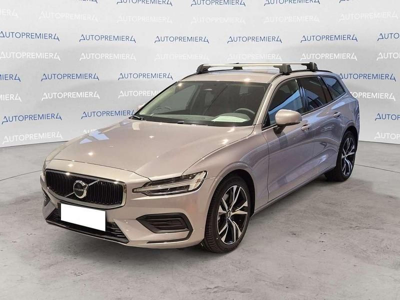 Nuova Volvo V60 Core 197 CV (144 kW) 2026 Grigio Station wagon