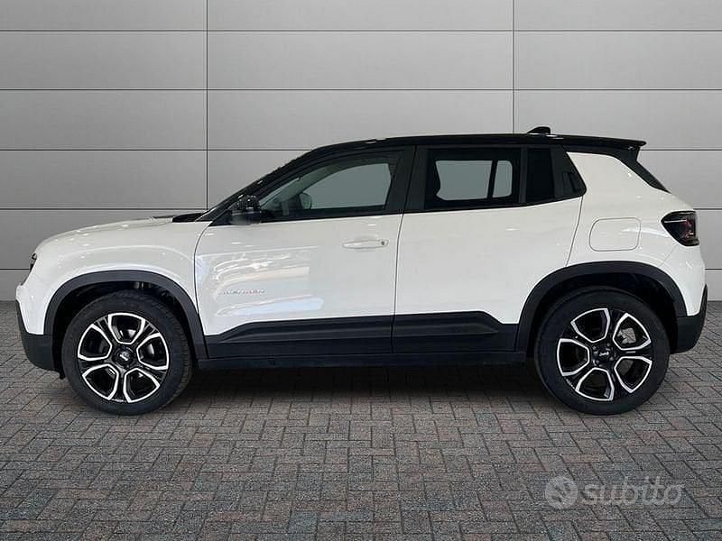 Usata Jeep Avenger Altitude 101 CV (74 kW) 2023 Bianco SUV