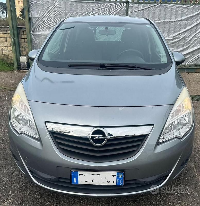 Usata Opel Meriva 2010 Grigio Monovolume