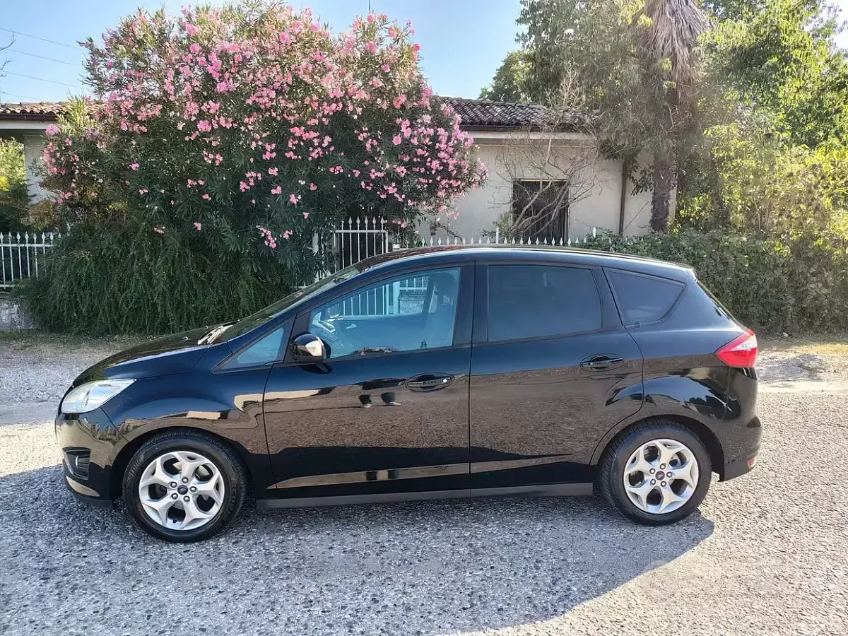 Usata Ford C-MAX Titanium 95 CV (69 kW) 2015 Nero Monovolume