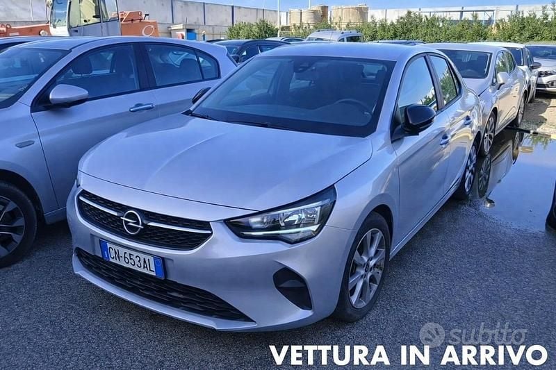Usata Opel Corsa Edition 102 CV (75 kW) 2023 Grigio Utilitaria