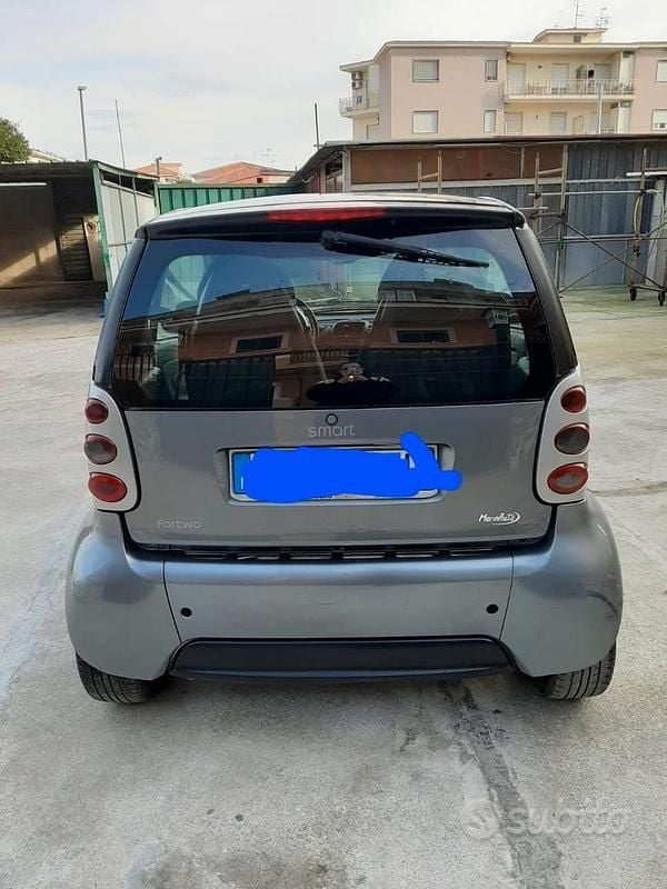 Usata Smart ForTwo Coupé 61 CV (44 kW) 2005 Utilitaria