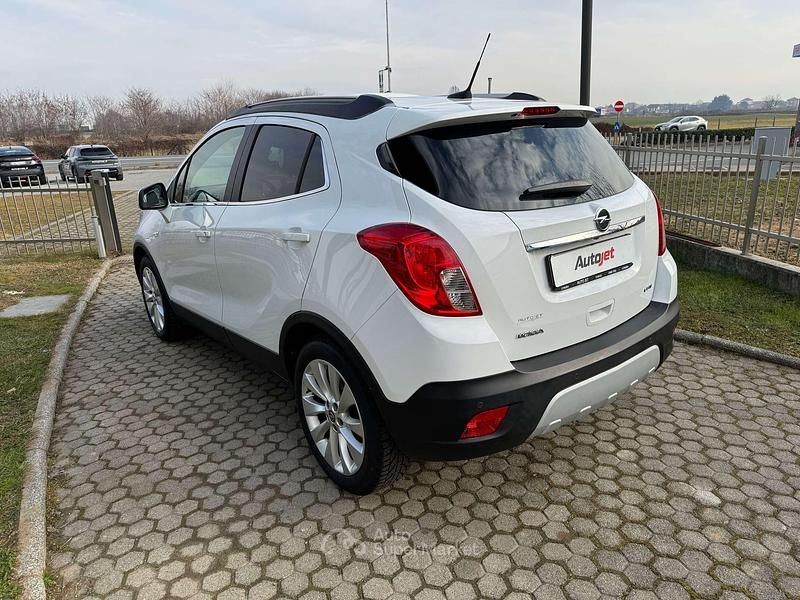 Usata Opel Mokka Cosmo 136 CV (100 kW) 2015 Bianco SUV