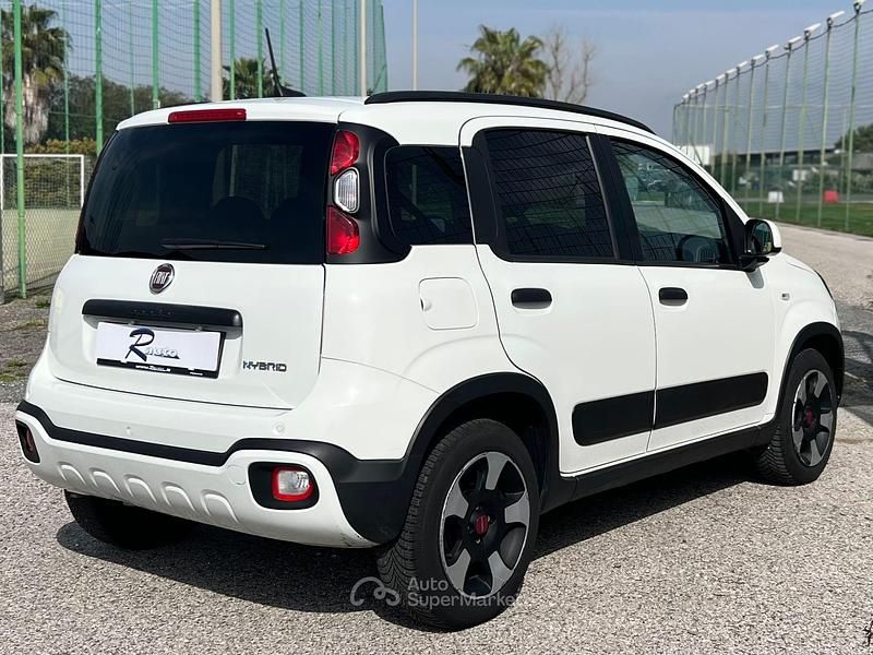 Usata Fiat Panda Cross Cross 69 CV (50 kW) 2023 Bianco Utilitaria