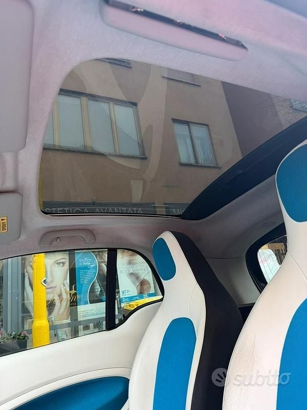 Usata Smart ForFour 2016 Bianco Utilitaria