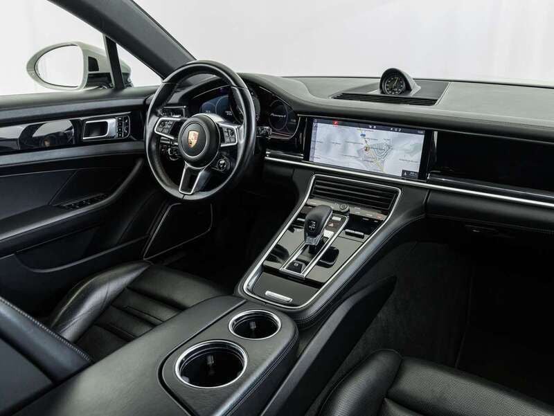 Usata Porsche Panamera 4 E-Hybrid Sport Turismo Sport Turismo 462 CV (339 kW) 2018 Gesso/gesso Station wagon