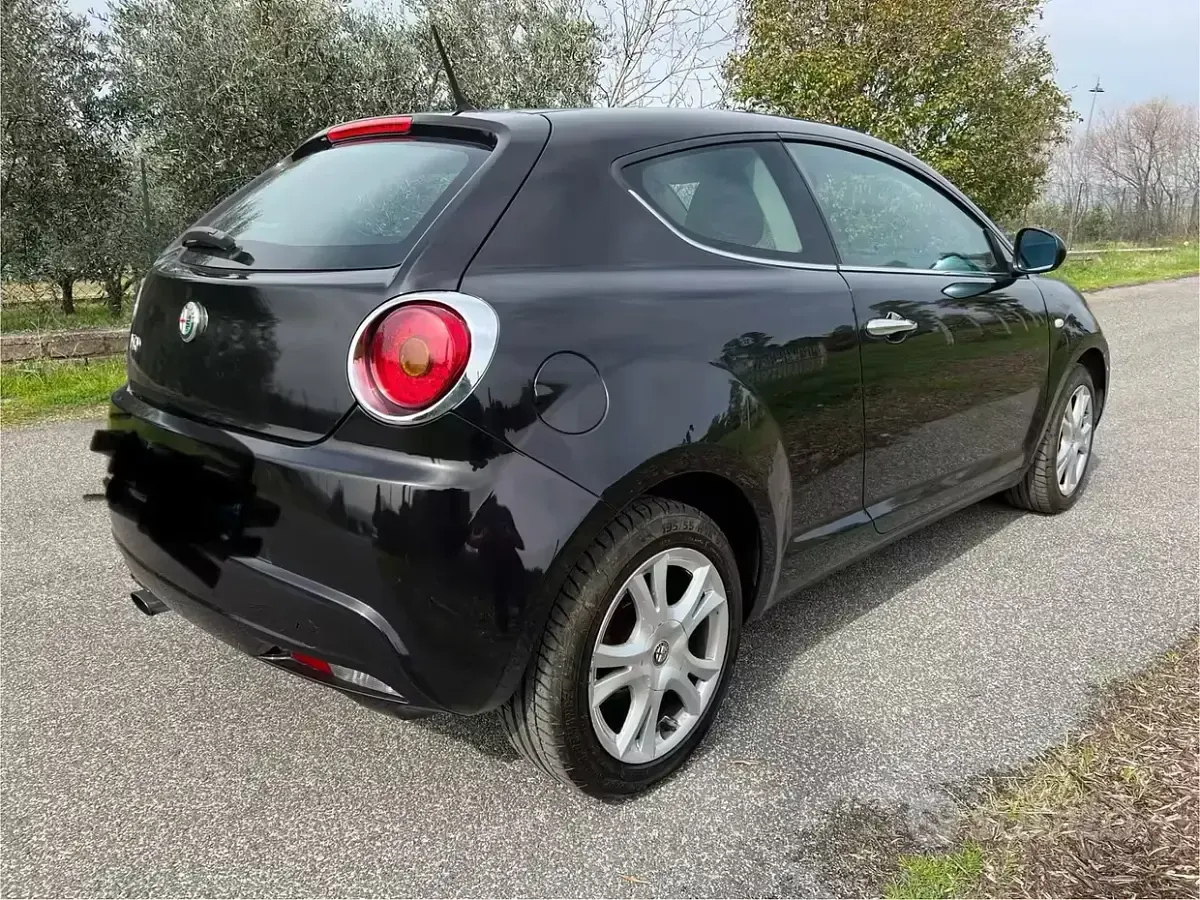 Usata Alfa Romeo MiTo Progression 120 CV (88 kW) 2009 Nero Utilitaria