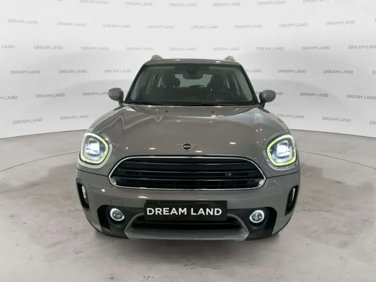 Usata Mini One Countryman 102 CV (75 kW) 2021 Grigio scuro SUV