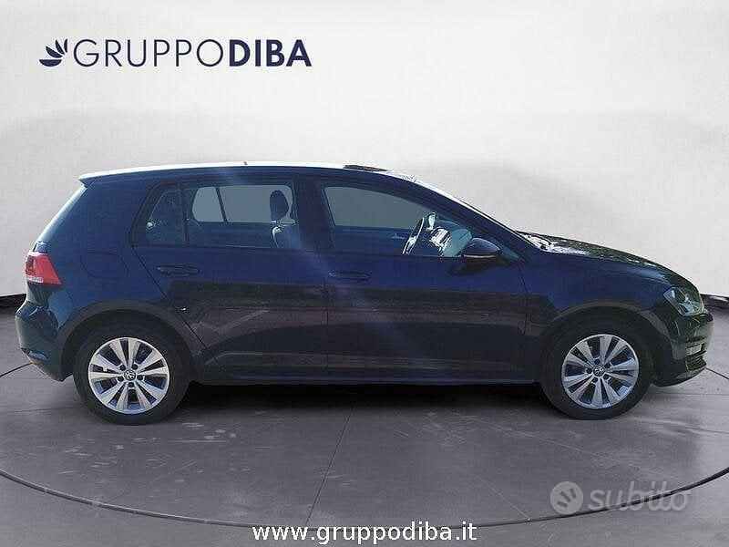Usata VW Golf VII Comfortline 105 CV (77 kW) 2014 Blu Berlina