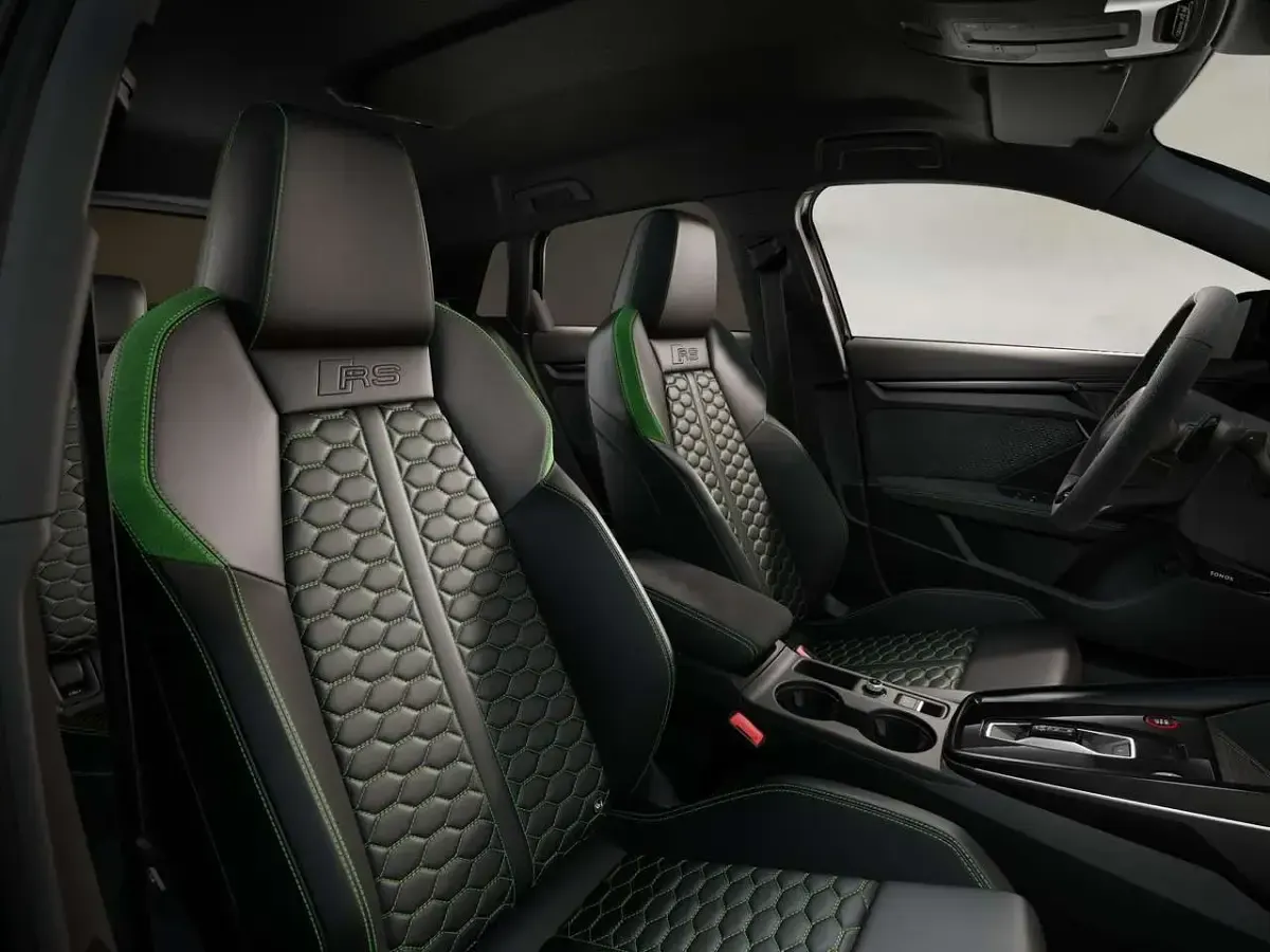 Nuova Audi RS3 Design 400 CV (294 kW) 2026 Nero Berlina
