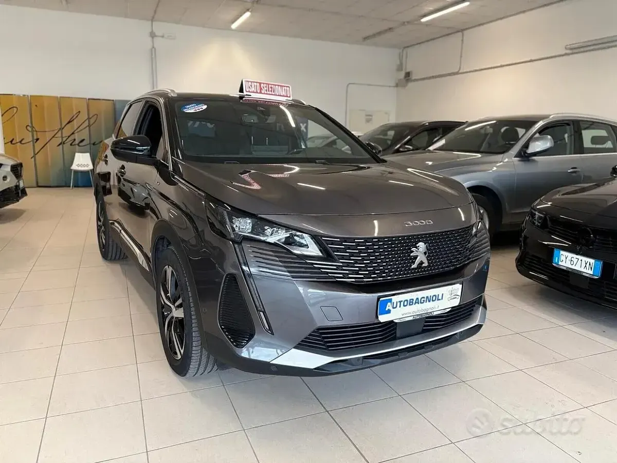 Usata Peugeot 3008 GT 131 CV (96 kW) 2024 Grigio SUV