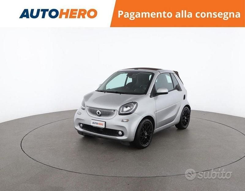 Grigio Usata 2018 Smart ForTwo Cabrio Cabrio | 15.399 € (Buon prezzo) - Immagine 1/2