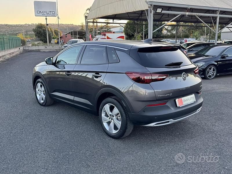 Usata Opel Grandland X 131 CV (96 kW) 2019 Grigio SUV