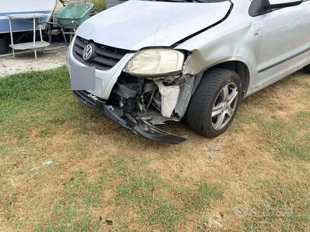 Usata VW Fox 69 CV (50 kW) 2007 Grigio Utilitaria
