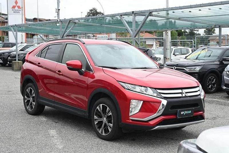 Usata Mitsubishi Canter 148 CV (108 kW) 2020 Rosso SUV