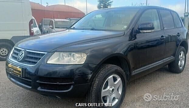 Usata VW Touareg 224 CV (164 kW) 2005 Nero SUV