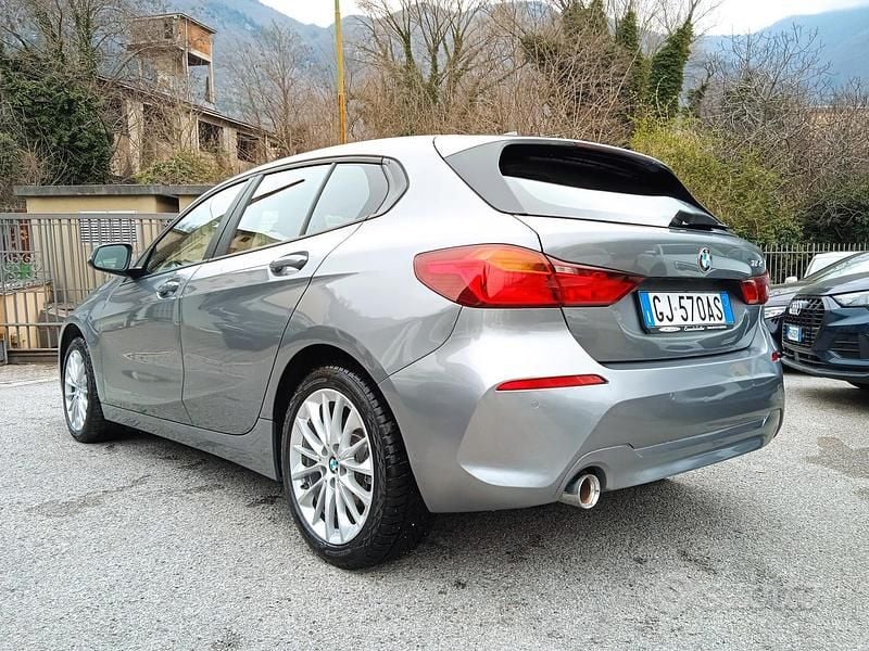 Usata BMW 116 Advantage 115 CV (84 kW) 2022 Grigio Utilitaria
