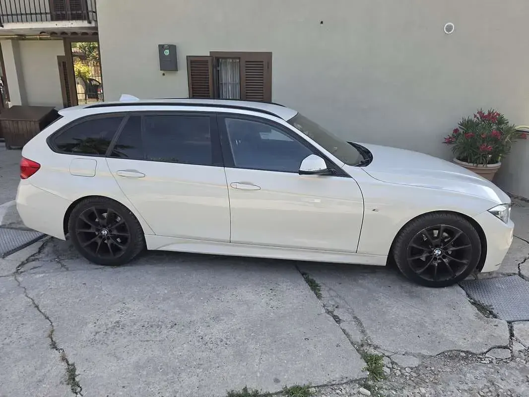 Usata BMW 318 M Sport 150 CV (110 kW) 2018 Station wagon