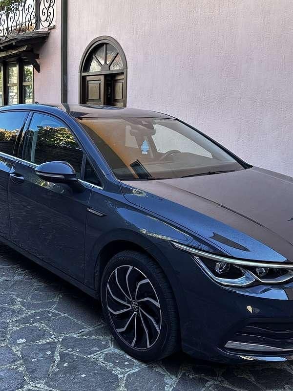 Usata VW Golf VIII Style 131 CV (96 kW) 2020 Berlina