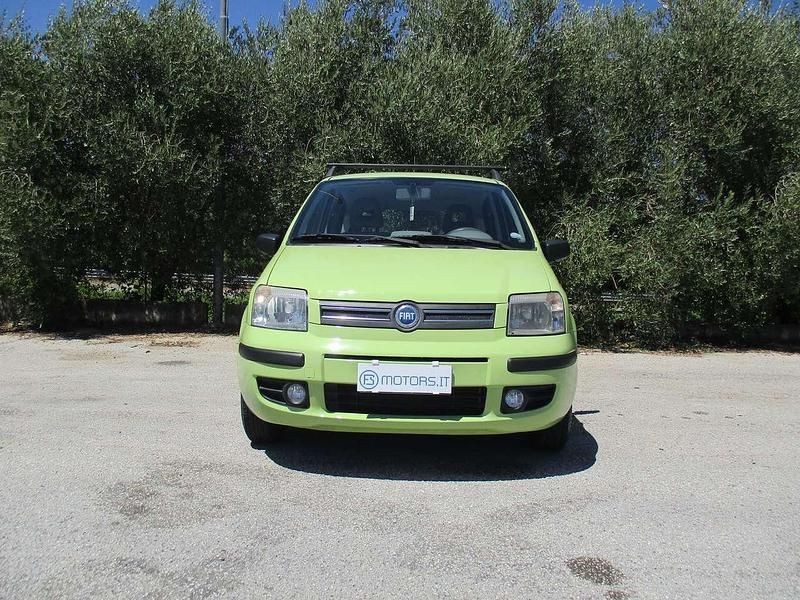 Usata Fiat Panda Dynamic 60 CV (44 kW) 2004 Verde Utilitaria