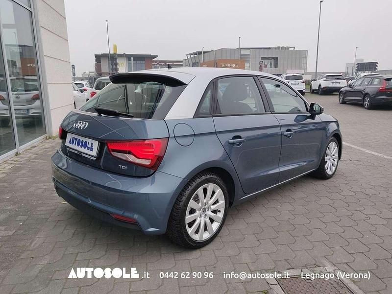 Usata Audi A1 Sportback Ambiente 116 CV (85 kW) 2015 Blu/azzurro Utilitaria
