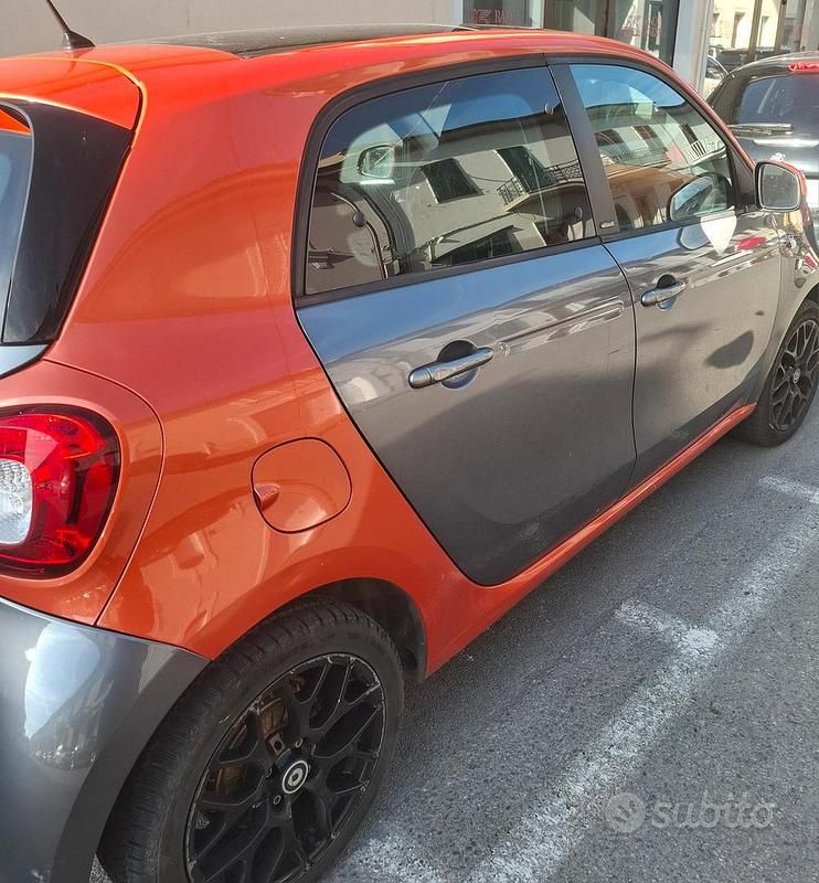 Usata Smart ForFour Edition #1 71 CV (52 kW) 2015 Grigio Utilitaria