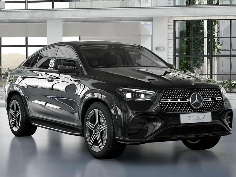 Nero ossidiana Nuova 2025 Mercedes GLE300 Advanced Plus Coupé | 88.021 € (Buon prezzo) - Immagine 1/4