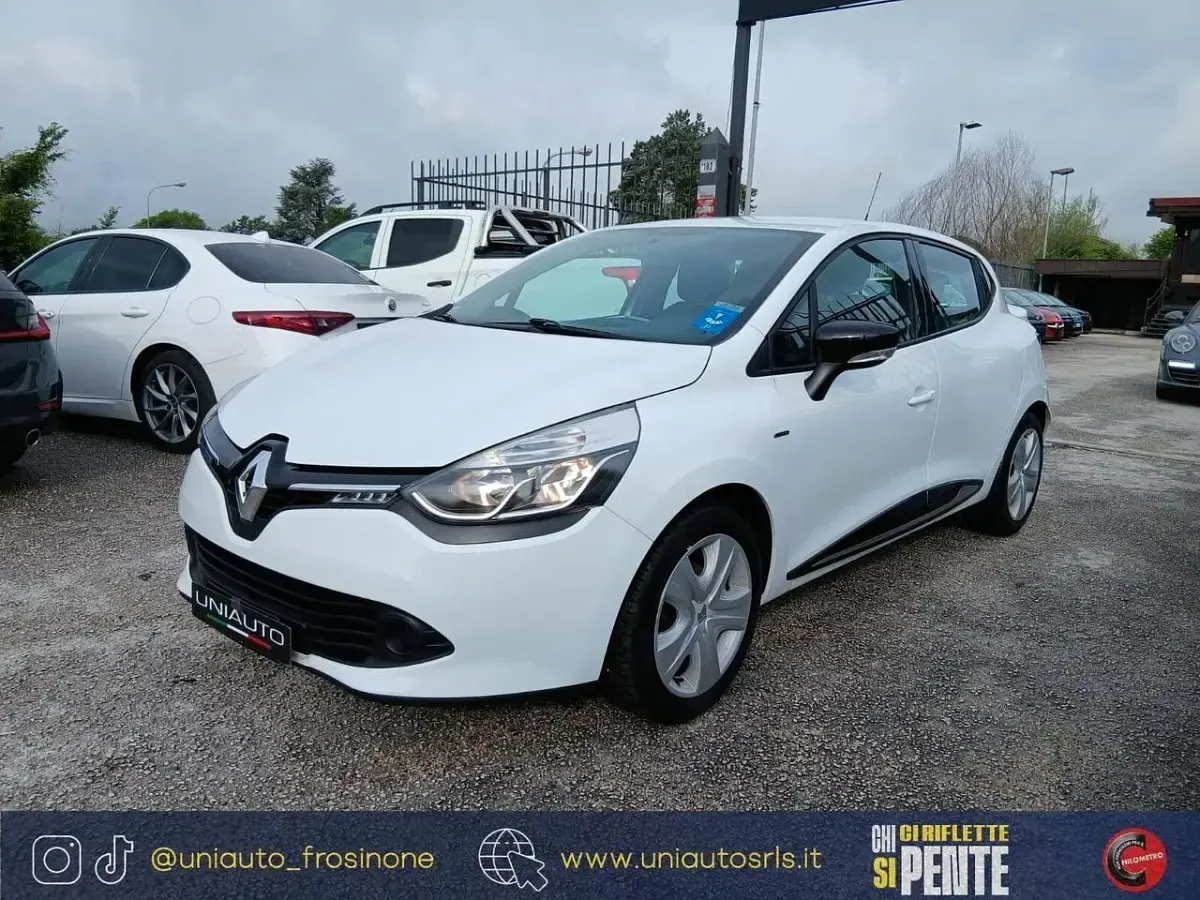 Usata Renault Clio IV Life 75 CV (55 kW) 2016 Bianco Berlina
