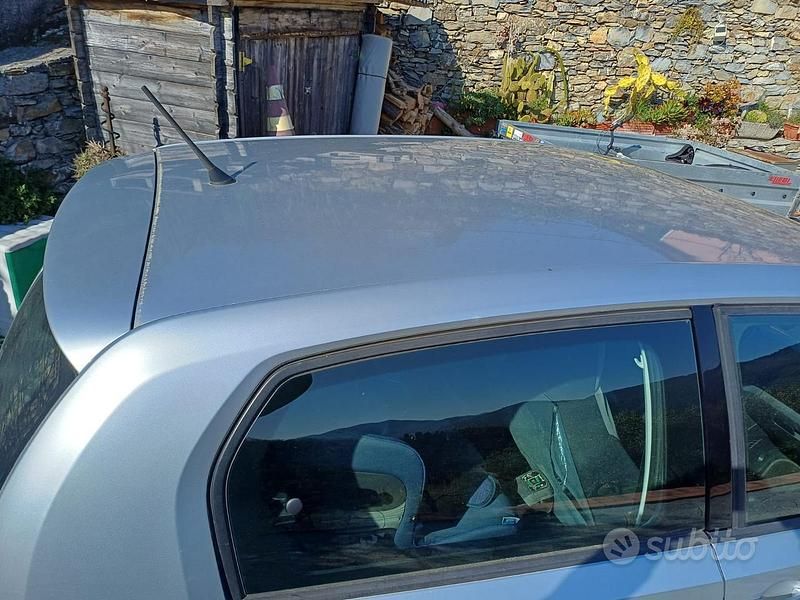 Usata VW up! Move 60 CV (44 kW) 2014 Grigio Utilitaria
