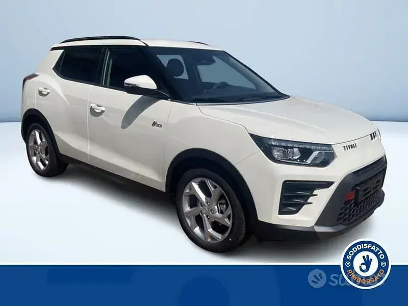 Nuova KGM Tivoli 163 CV (119 kW) 2026 Bianco SUV