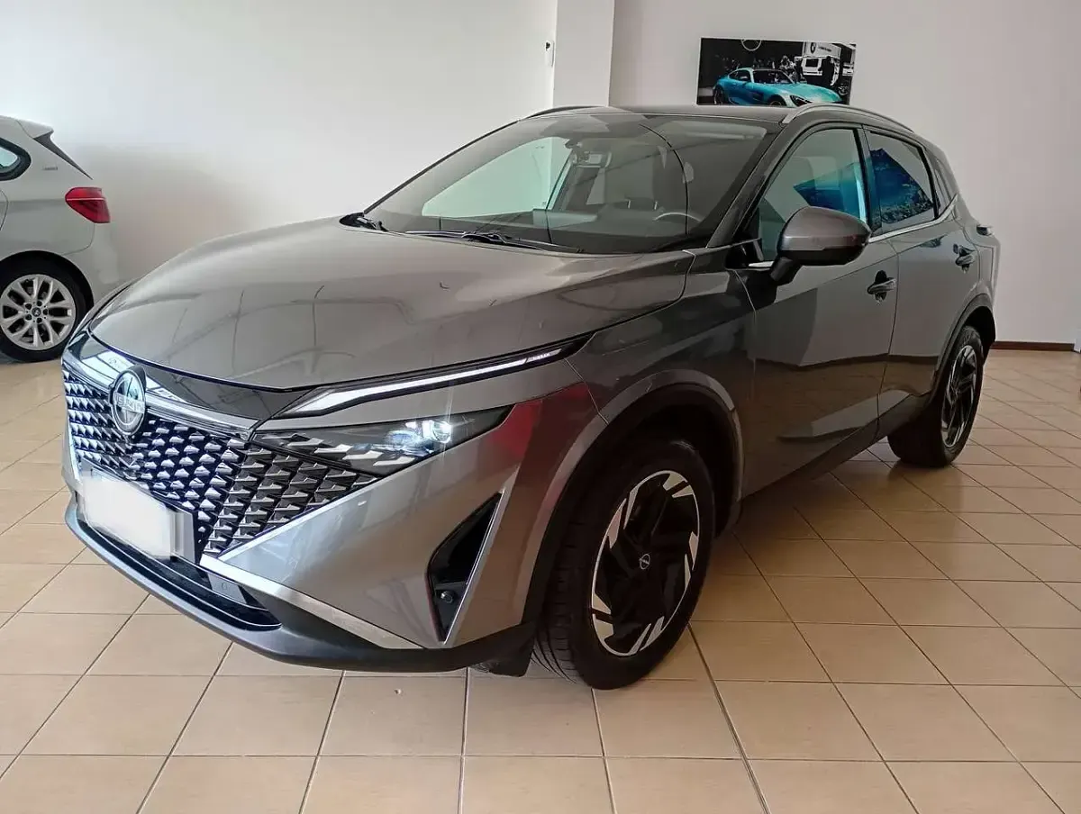 Usata Nissan Qashqai N-Connecta 140 CV (102 kW) 2025 Other SUV