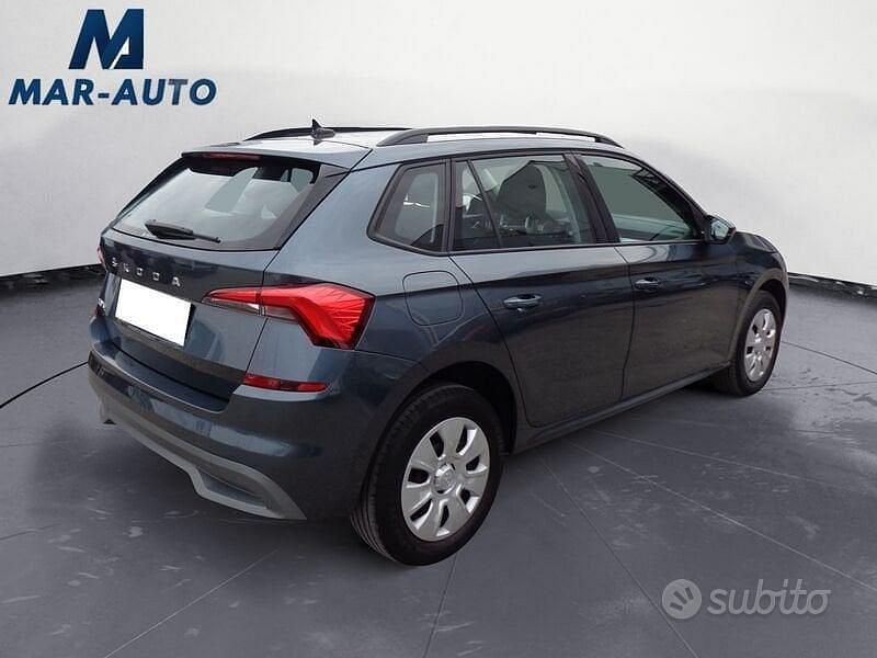 Usata Skoda Kamiq Ambition 95 CV (69 kW) 2022 Grigio SUV