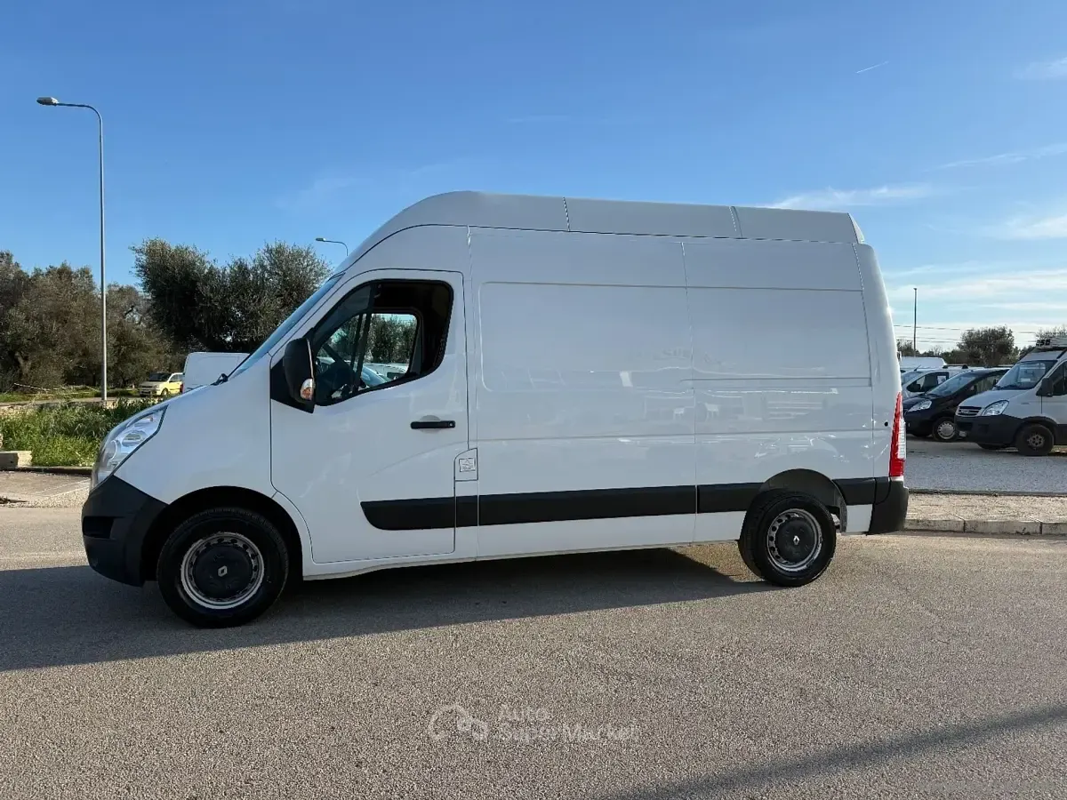 Begagnad Renault Master 131 HK (96 kW) 2019 Vit Van