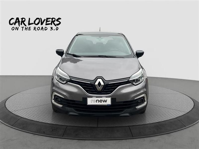 Usata Renault Captur 131 CV (96 kW) 2019 Grigio scuro SUV