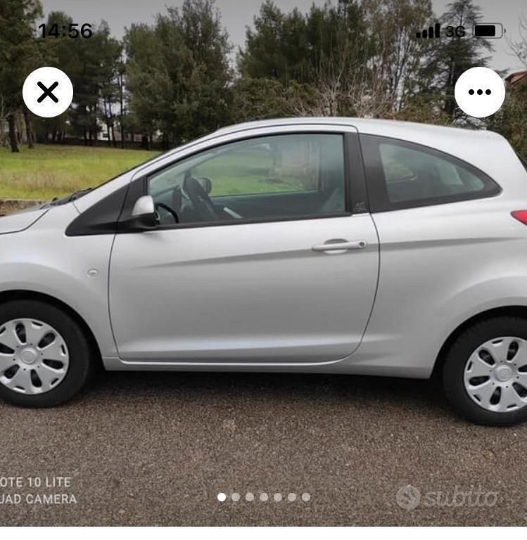 Grigio Usata 2011 Ford Ka Due volumi | 5000 € (Cara) - Immagine 1/4