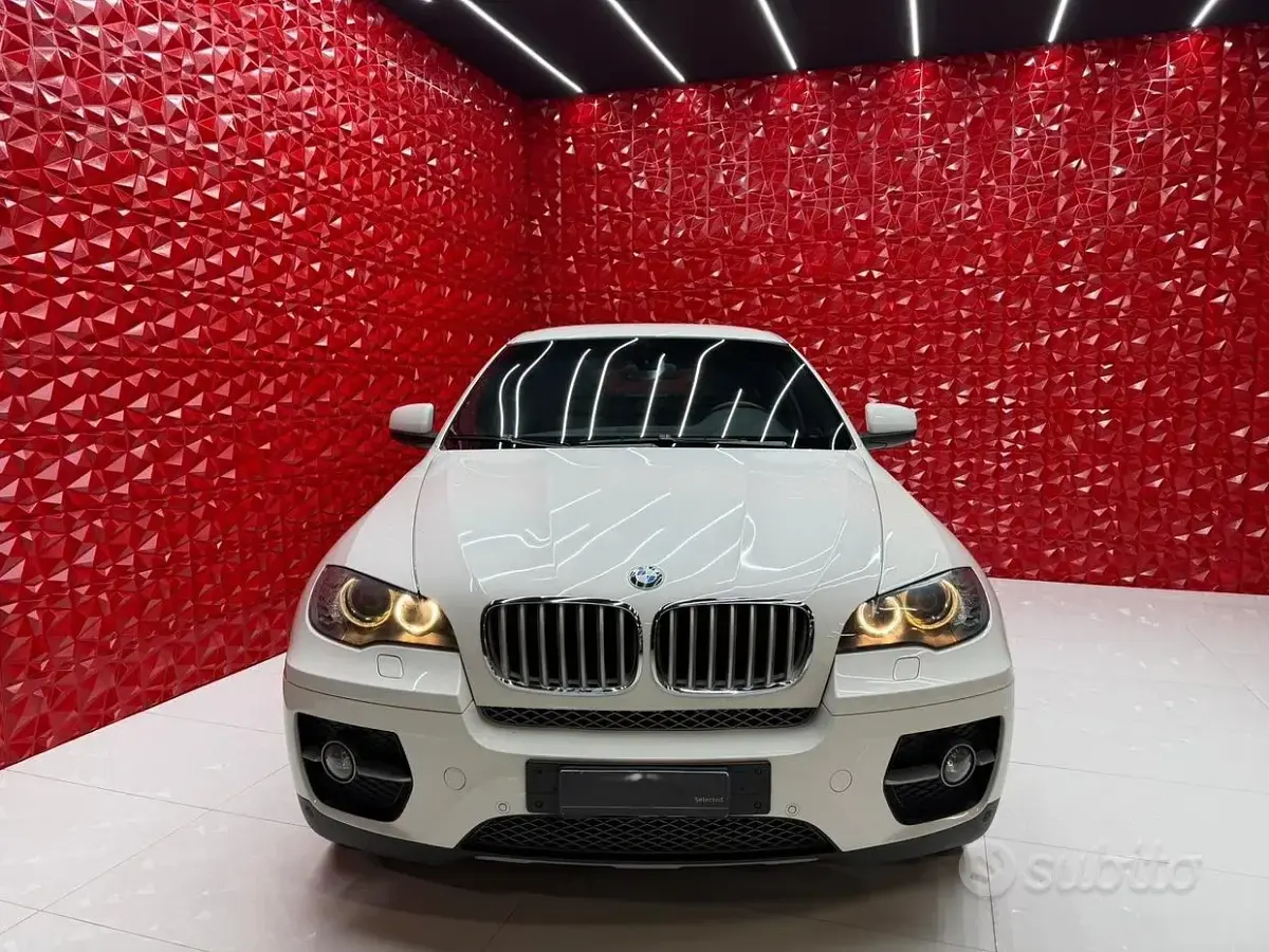 Begagnad BMW X6 Efficient Dynamics 306 HK (225 kW) 2010 Vit SUV